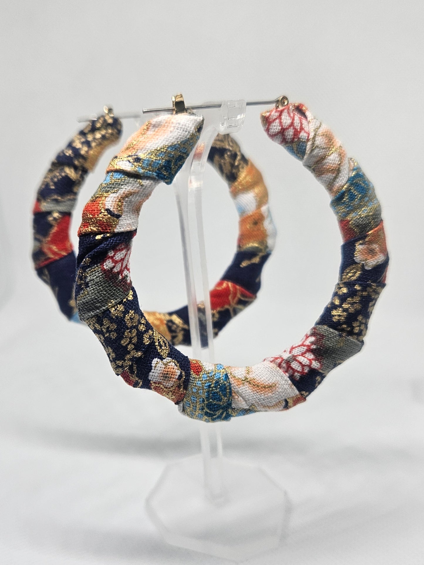 2.5" Hoop- Navy Floral with golden touch